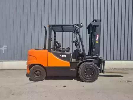 Diesel Forklifts 2012  Doosan D45SC-5 (8)