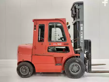 Carrelli elevatori diesel 2015  Heli CPCD40 (4)
