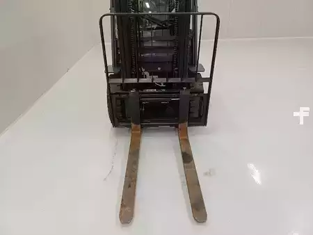 Carrelli elevatori GPL 2016  Teletrac 02-8FGF20 (6)