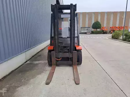 Dieselový VZV 2016  Linde H40D-02 (4)