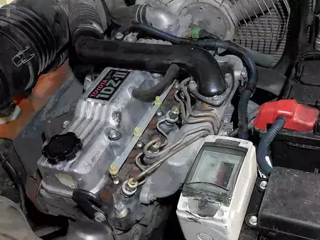 Dieselový VZV 2006  Toyota 62-7FDF30 (9)