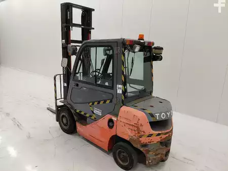 Chariots élévateurs diesel 2018  Toyota 02-8FDF25 (17)
