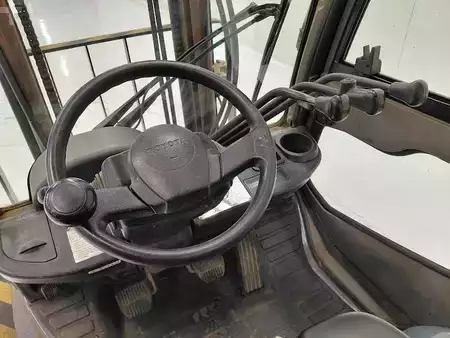 Chariots élévateurs diesel 2018  Toyota 02-8FDF25 (9)