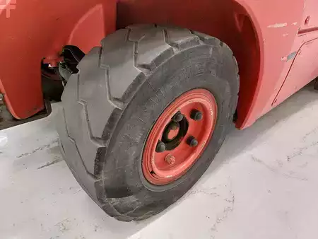 Dízel targoncák 2014  Linde H25D-02 (13)
