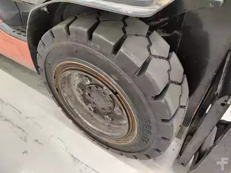 Carrelli elevatori diesel 2014  Toyota 02-8FDJF35 (19)