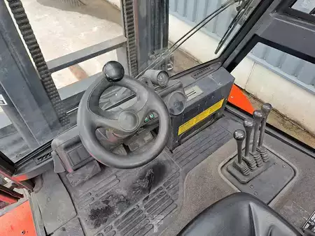 Diesel heftrucks 2005  Linde H80D (5)