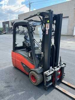 Carrelli elettrici 3 ruote  Linde E18L-02 (1)