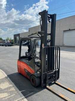 Carrelli elettrici 3 ruote  Linde E18L-02 (2)