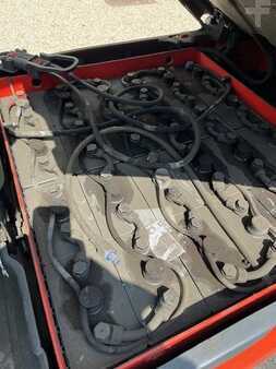 Carrelli elettrici 3 ruote  Linde E18L-02 (8)