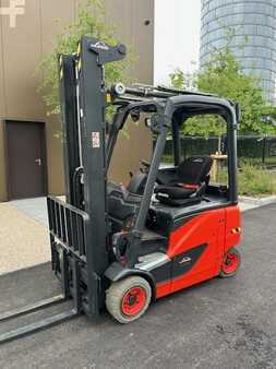 Elektro 4 Rad 2016  Linde E16PH-02 (1)