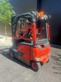 4-wiel elektrische heftrucks  Linde E16PH (2)
