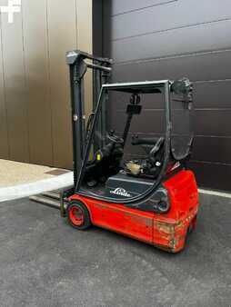 Elektrisk- 3 hjul 2001  Linde E14-02 (1)