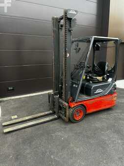 Elektrisk- 3 hjul 2001  Linde E14-02 (2)