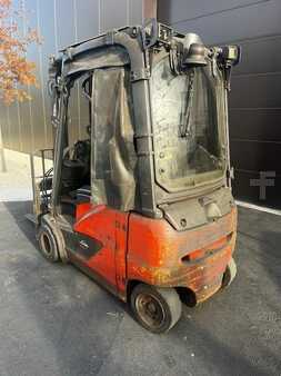 Elektryczne 4-kołowe 2019  Linde E20PH-02 (2)