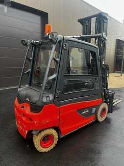 Chariots électriques à 4 roues 2019  Linde E30L-01 (3)