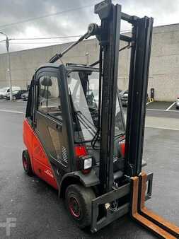 Gas gaffeltruck  Linde H25T (1)