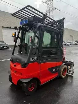 Elektryczne 4-kołowe 2018  Linde E45H-01/600 (3)