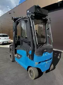 Eléctrica de 4 ruedas 2022  Linde E35HL-01 (3)