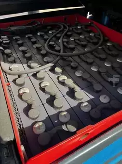 Eléctrica de 4 ruedas 2022  Linde E35HL-01 (6)