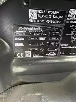 Eléctrica de 4 ruedas 2022  Linde E35HL-01 (8)