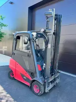 Carrelli elevatori diesel  Linde H20D-600-01 (2)