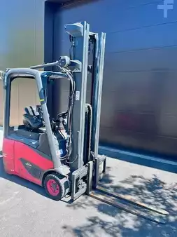Elektro tříkolové VZV 2019  Linde E15-02 (1)