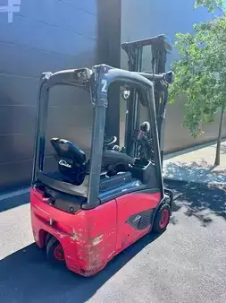 Elektro tříkolové VZV 2019  Linde E15-02 (2)