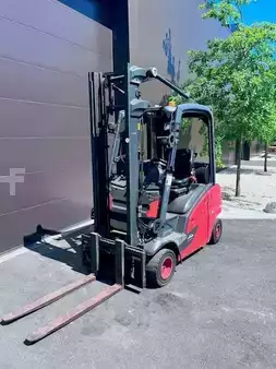 LPG Forklifts  Linde H20T-01 (4)