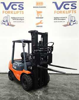 Diesel Forklifts 2007  Toyota 7FDF25 (5)