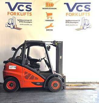 Chariots élévateurs GPL 2013  Linde H40T-02 (2)