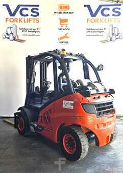 Chariots élévateurs GPL 2013  Linde H40T-02 (4)