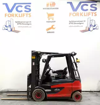 4-wiel elektrische heftrucks 2020  Linde E25-01 (1)