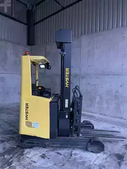 Carretilla retráctil 2021  Hyster R2.5 (4)