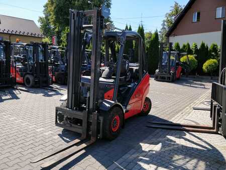 Gas truck 2014  Linde H25T (3) 