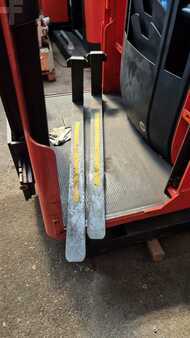 Plocktruckar vertikal 2007  Linde V 12 (2)