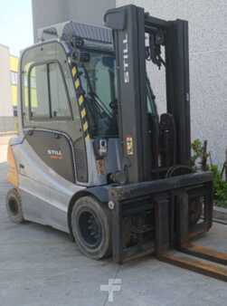 Elektryczne 4-kołowe 2018  Still RX 60-45 (3)