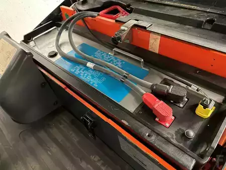 Eléctrica de 3 ruedas 2022  Toyota 7FBEST10 - TRIPLEX 6 m - 688 Stunden !!! (10)