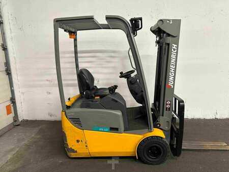 Electric - 3 wheels 2017  Jungheinrich EFG 113 - TRIPLEX 4,5 m (2)