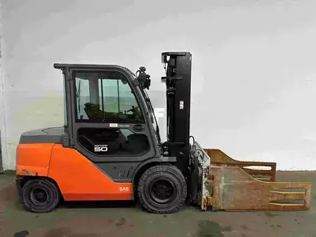 Diesel Forklifts 2021  Toyota 40-8FD50N - TRIPLEX 5 m (2)