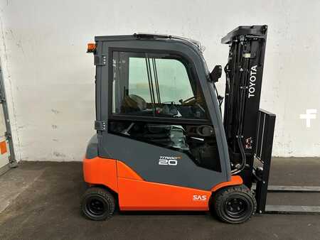 Elektromos 4 kerekű 2025  Toyota 8FBM20T - TRIPLEX 4,7 m - NEUGERÄT !!! (2)