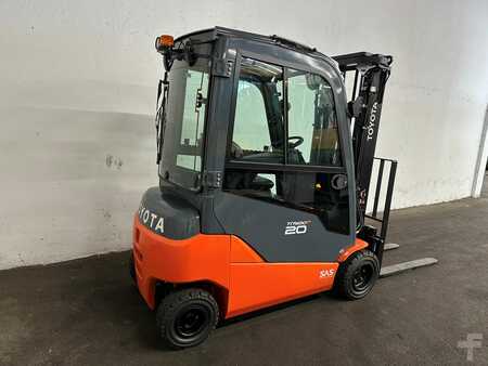 Elektromos 4 kerekű 2025  Toyota 8FBM20T - TRIPLEX 4,7 m - NEUGERÄT !!! (3)