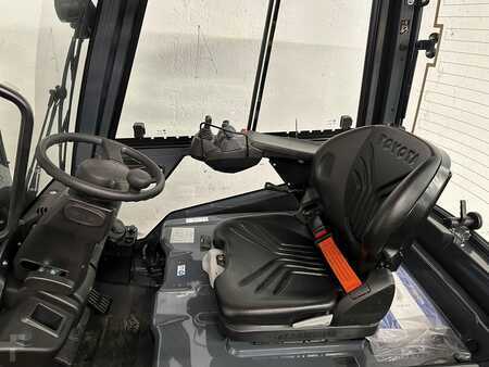 Elektromos 4 kerekű 2025  Toyota 8FBM20T - TRIPLEX 4,7 m - NEUGERÄT !!! (6)