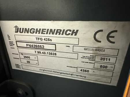 LPG heftrucks 2011  Jungheinrich TFG 425s - TRIPLEX 4,4 m (9) 