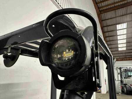 Dieselstapler 2021  Toyota 52-8 FDF 30 - TRIPLEX 5,5 m - nur 252 Stunden !!!! (9)