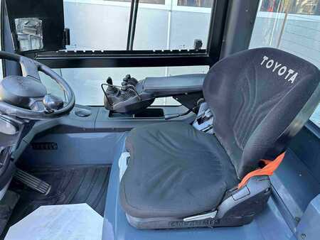 Elektro čtyřkolový VZV 2020  Toyota 9FBM60T (8)