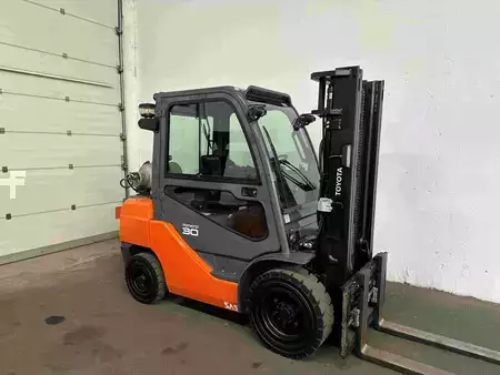 Gas gaffeltruck 2019  Toyota 02-8FGF30 (1)