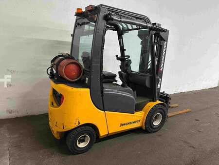Gázüzemű targoncák 2012  Jungheinrich TFG 320 - TRIPLEX 4,3 m - nur 446 Stunden !!! (3)