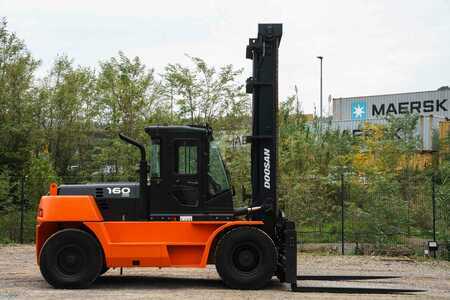 Diesel Forklifts 2012  Doosan D 160 S-5 - nur 4799 Betriebsstunden !! (10)