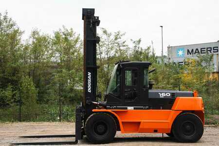 Diesel Forklifts 2012  Doosan D 160 S-5 - nur 4799 Betriebsstunden !! (2)