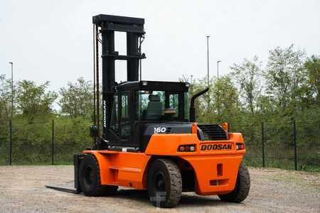 Diesel Forklifts 2012  Doosan D 160 S-5 - nur 4799 Betriebsstunden !! (3)